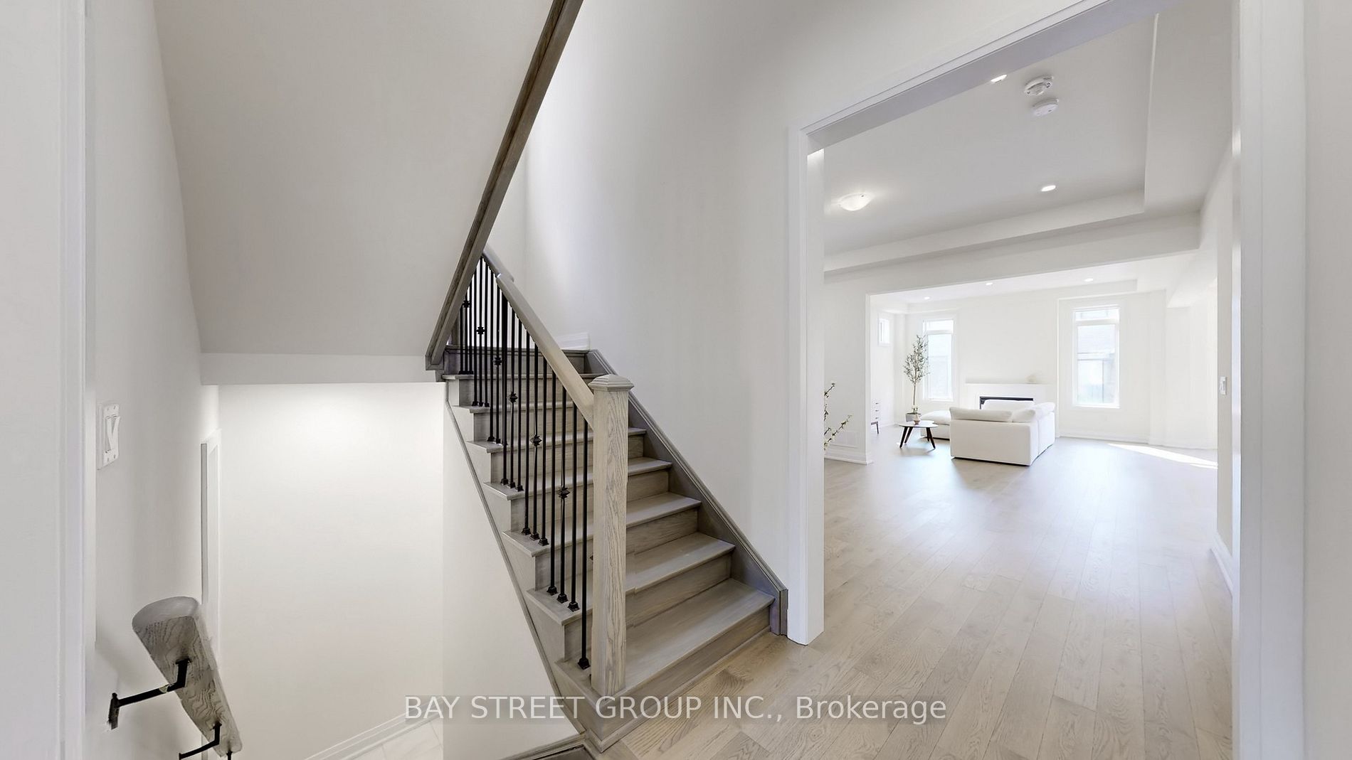 97 Halldorson Ave