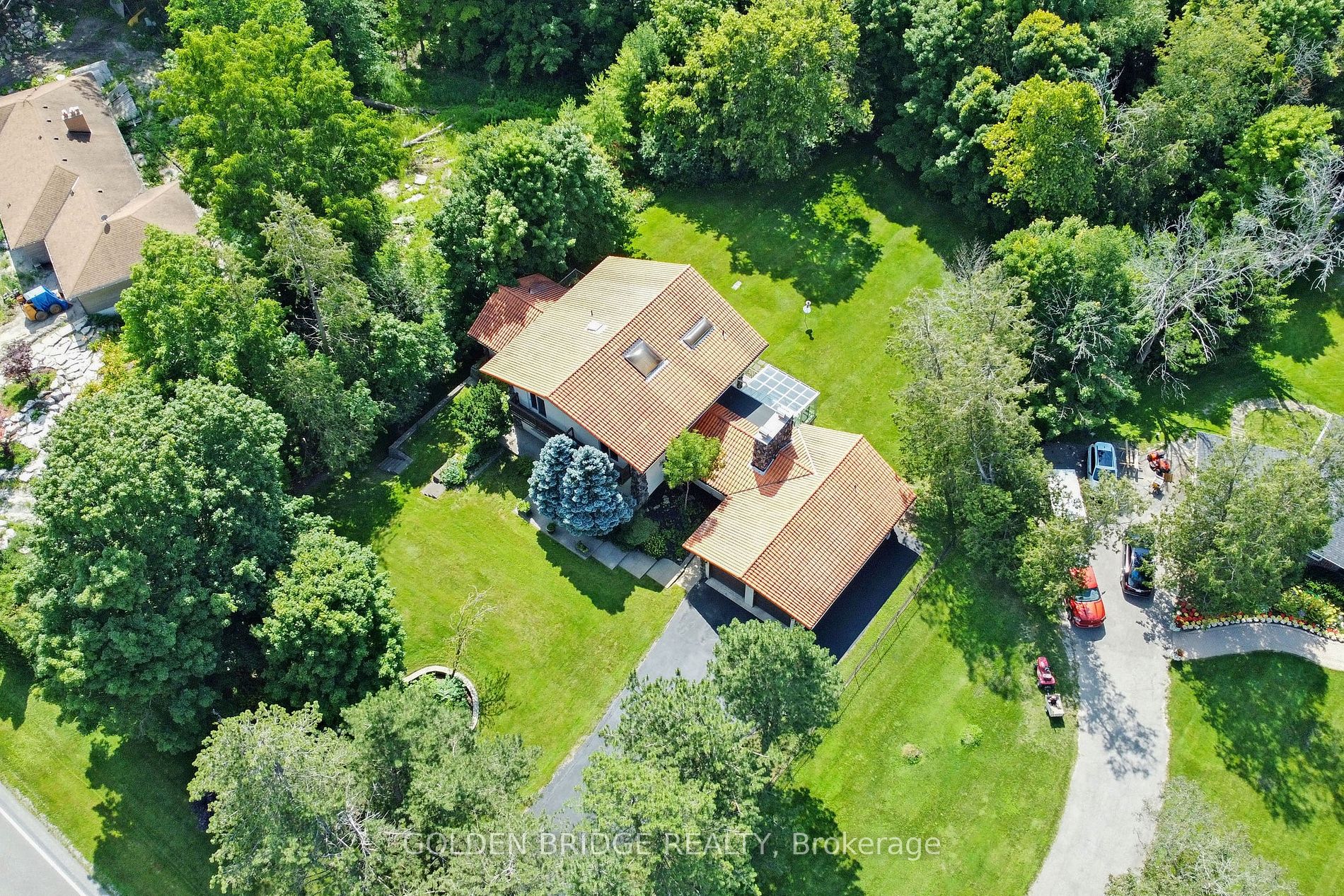17 Glenbourne Park Dr