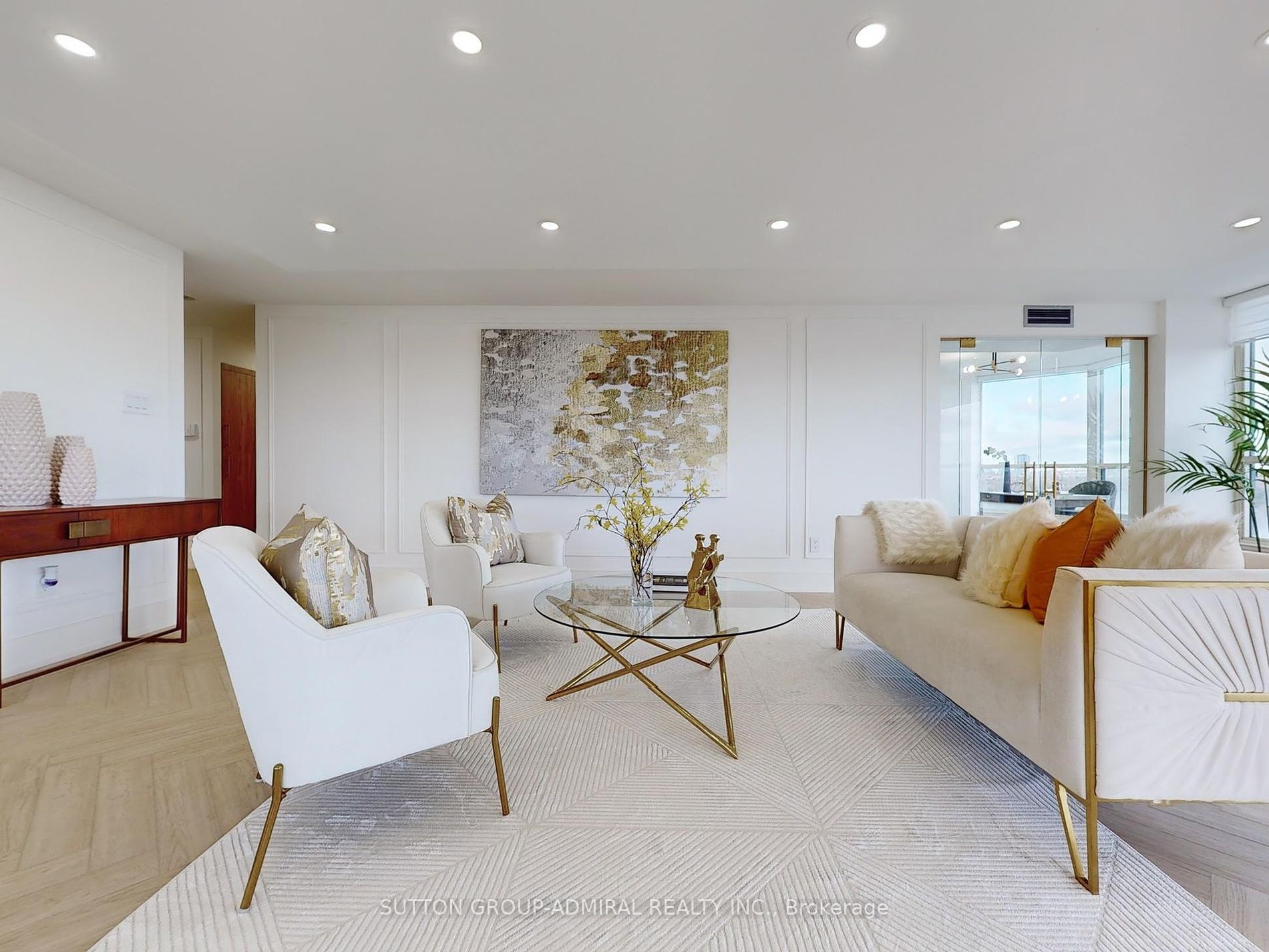1 Clark Ave W, #1604