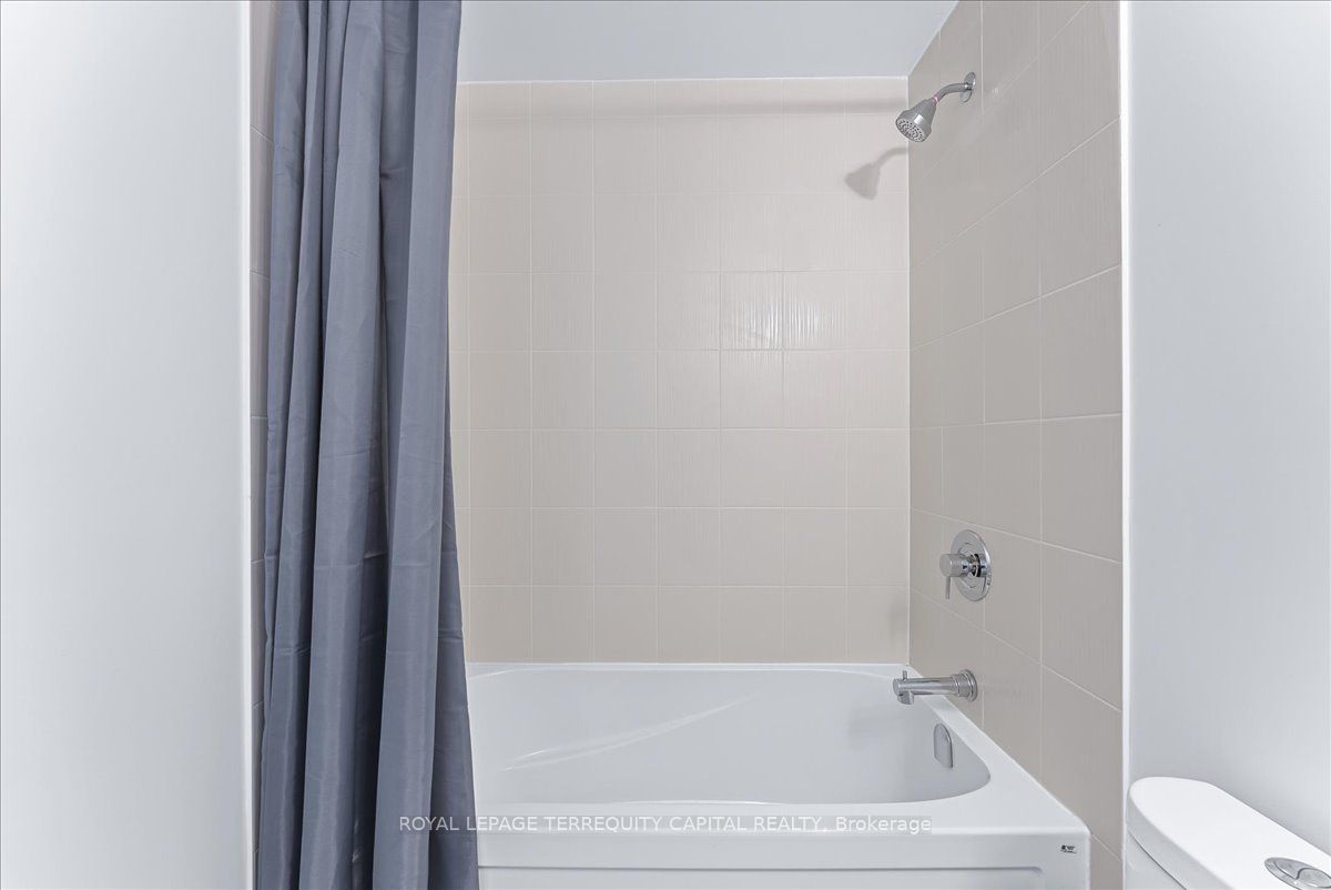 20 Gatineau Dr, #412E