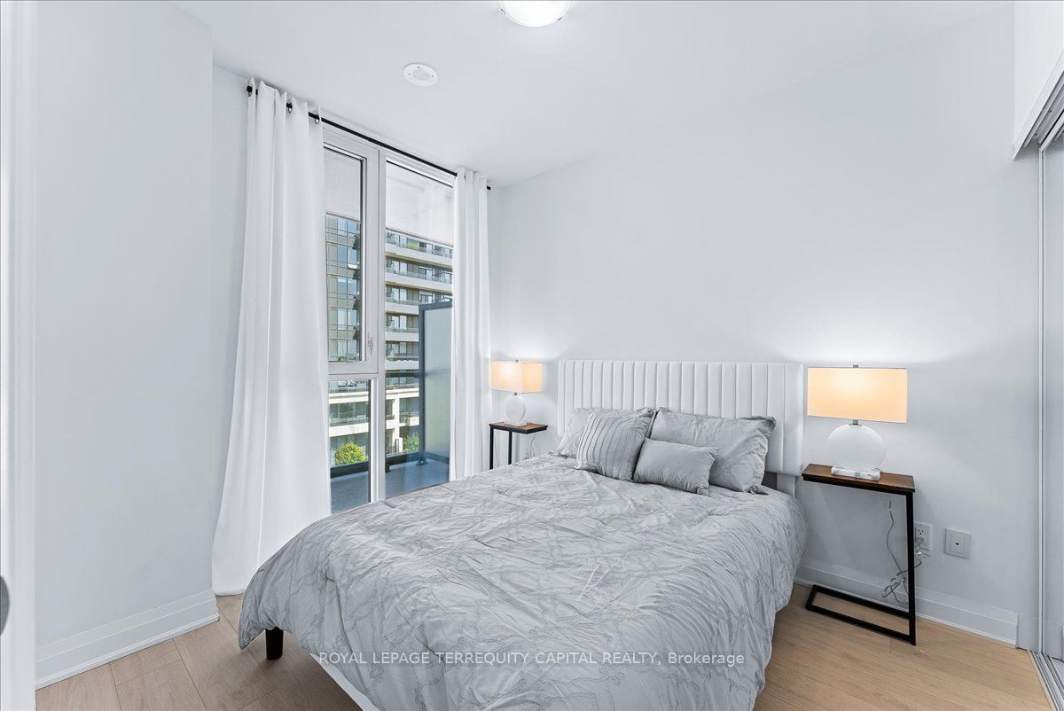 20 Gatineau Dr, #412E
