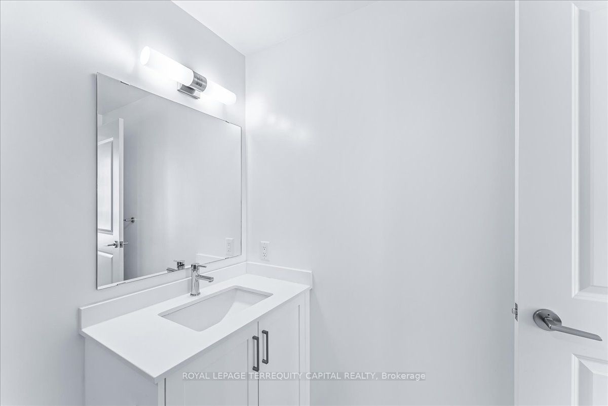 20 Gatineau Dr, #412E