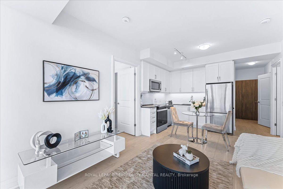 20 Gatineau Dr, #412E