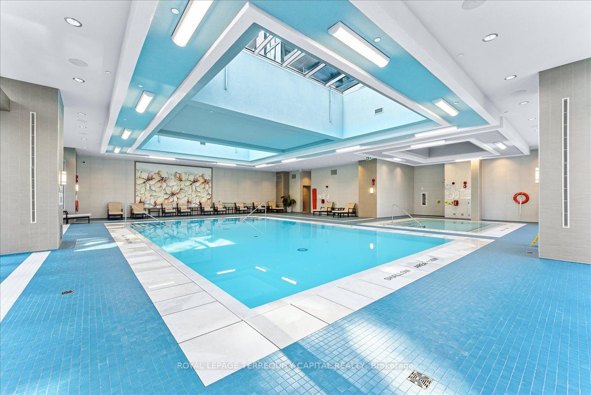 20 Gatineau Dr, #412E
