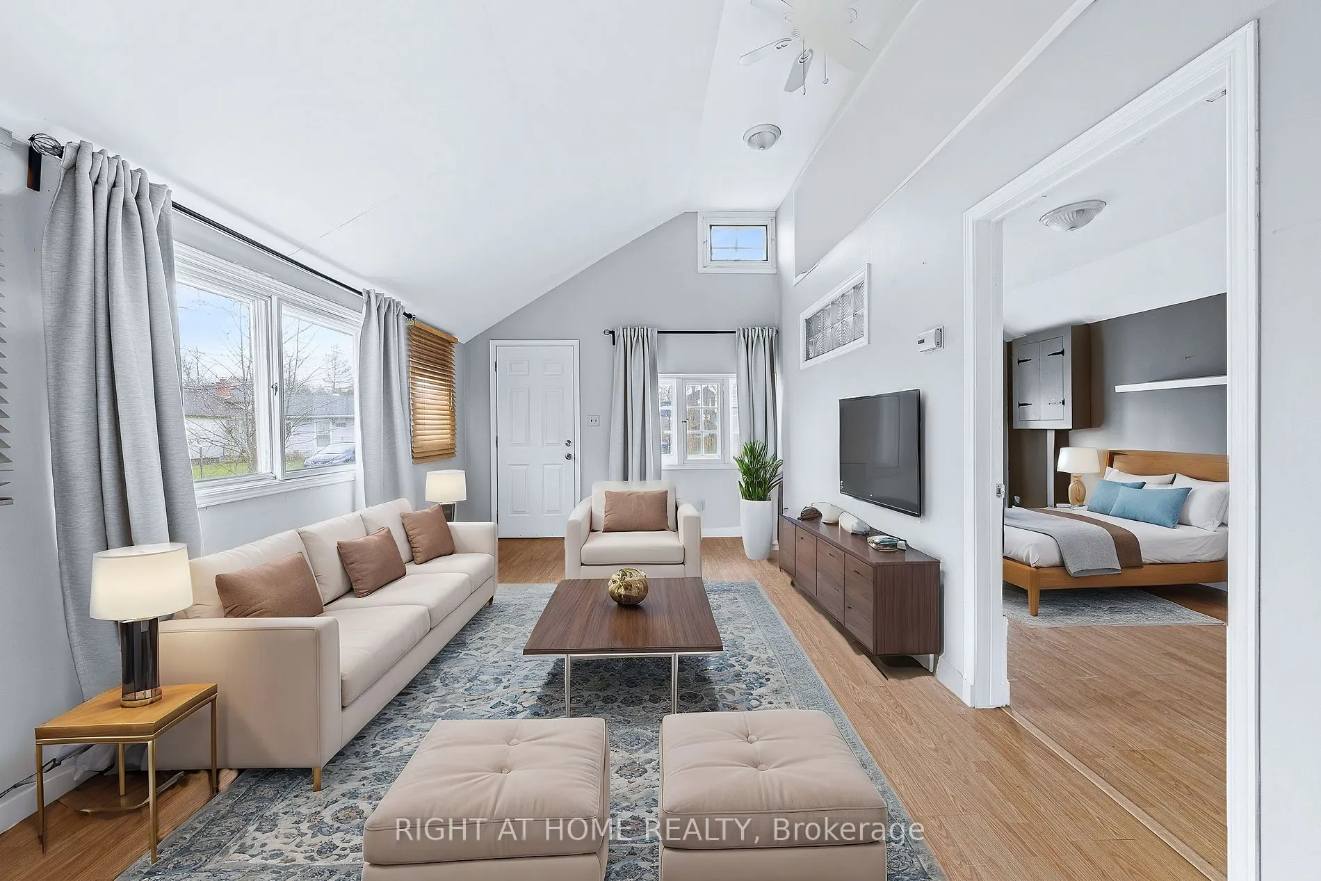 685 Reid St