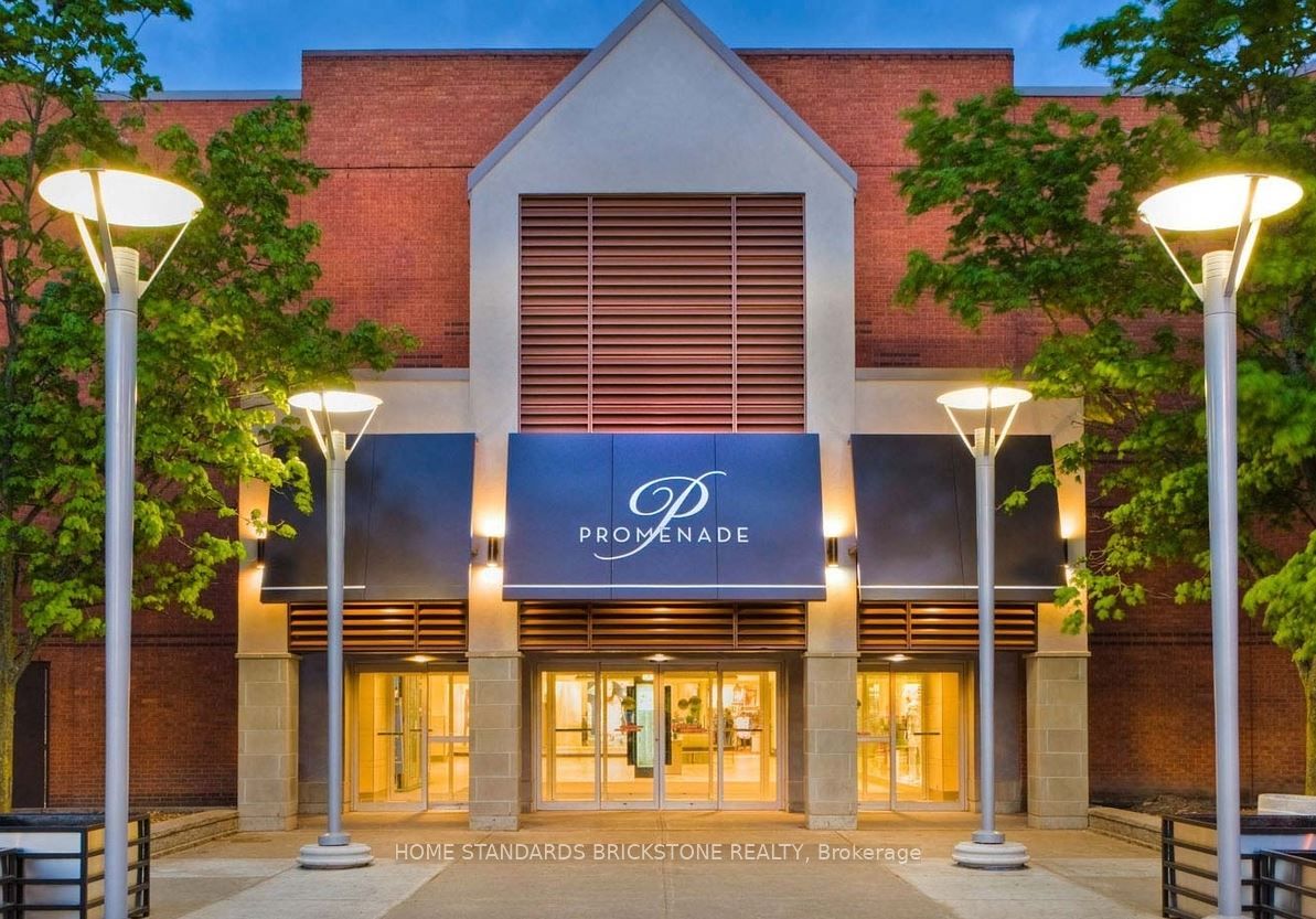 7890 Bathurst St, #804