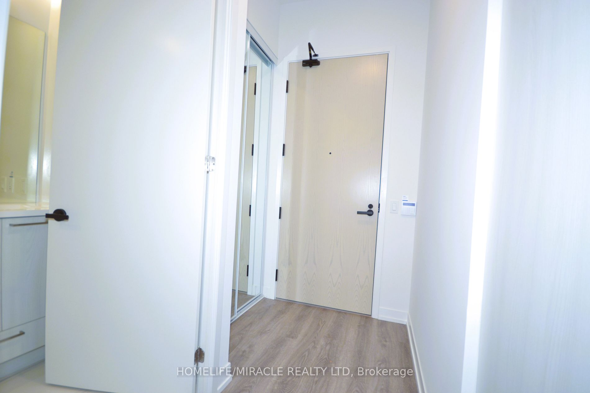 195 Commerce St, #202