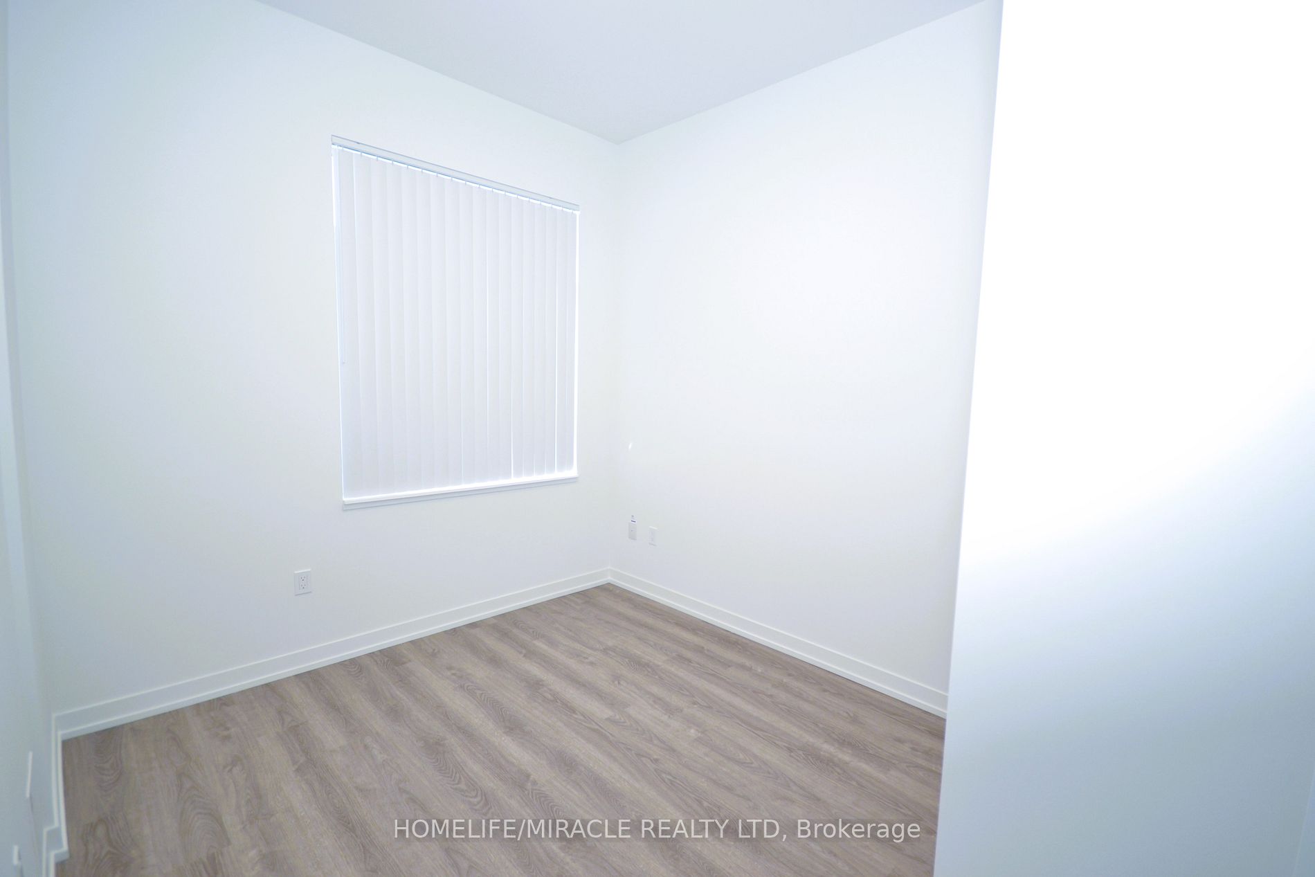 195 Commerce St, #202