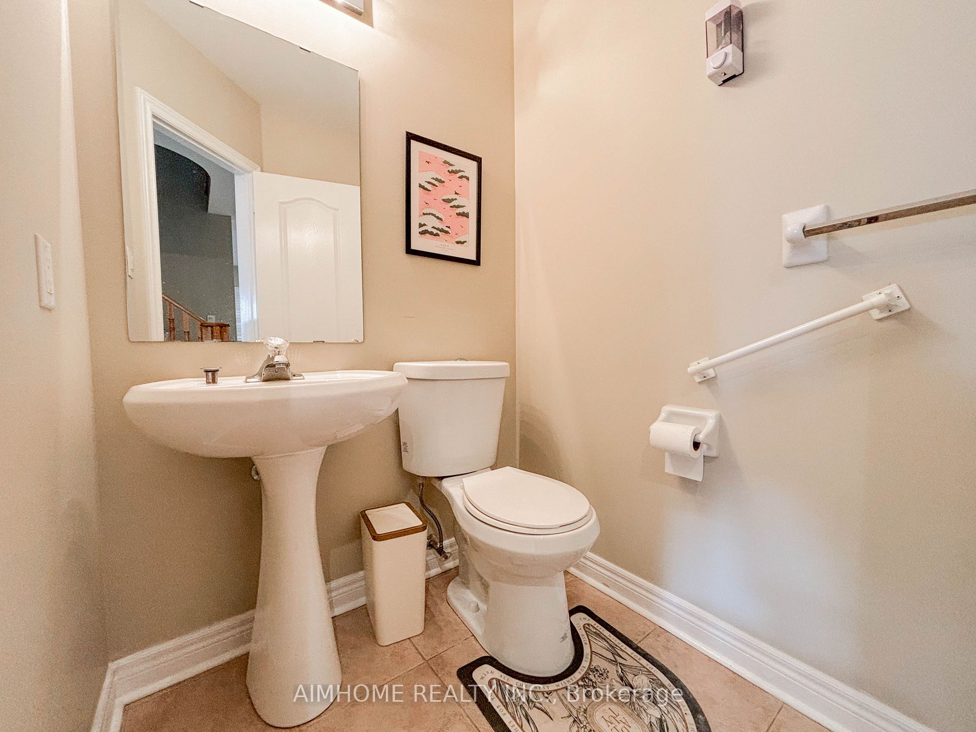 49 Pine Hollow Cres