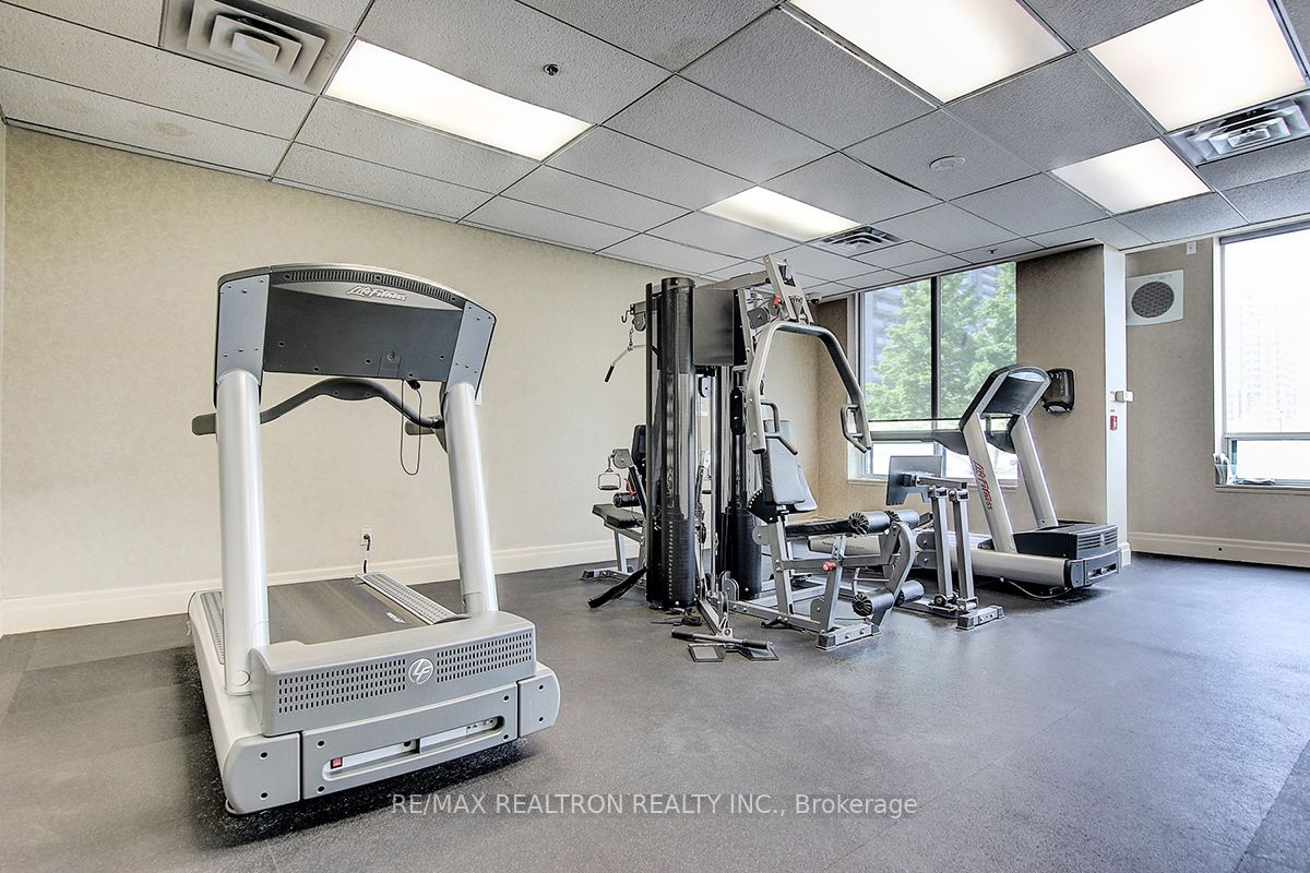 39 Oneida Cres, #306