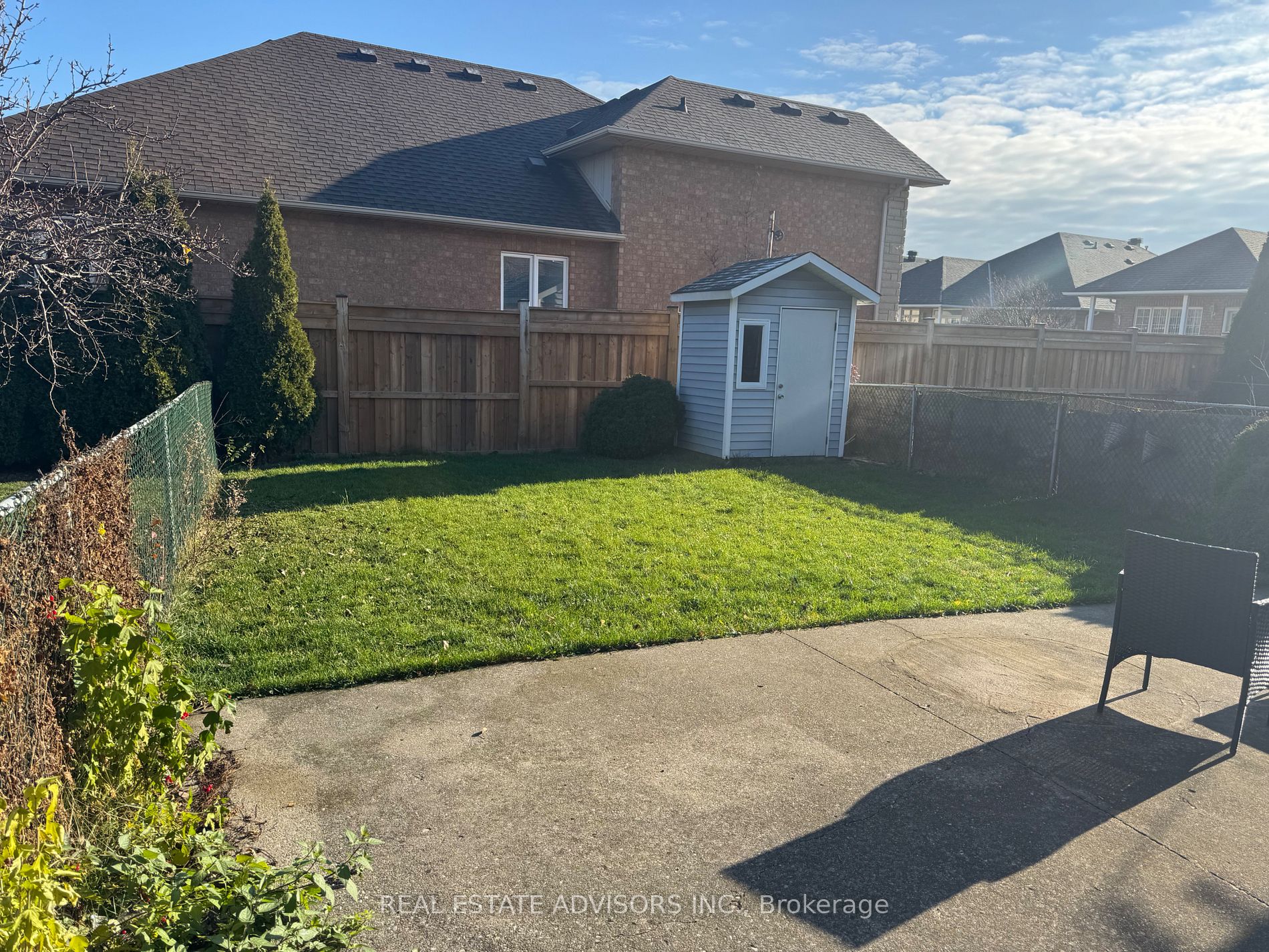 17 Agincourt Rd