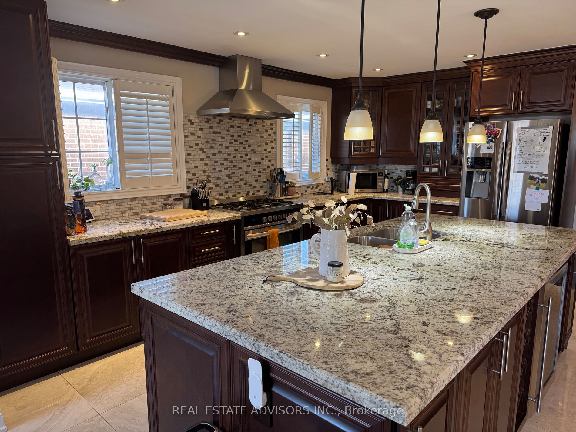 17 Agincourt Rd