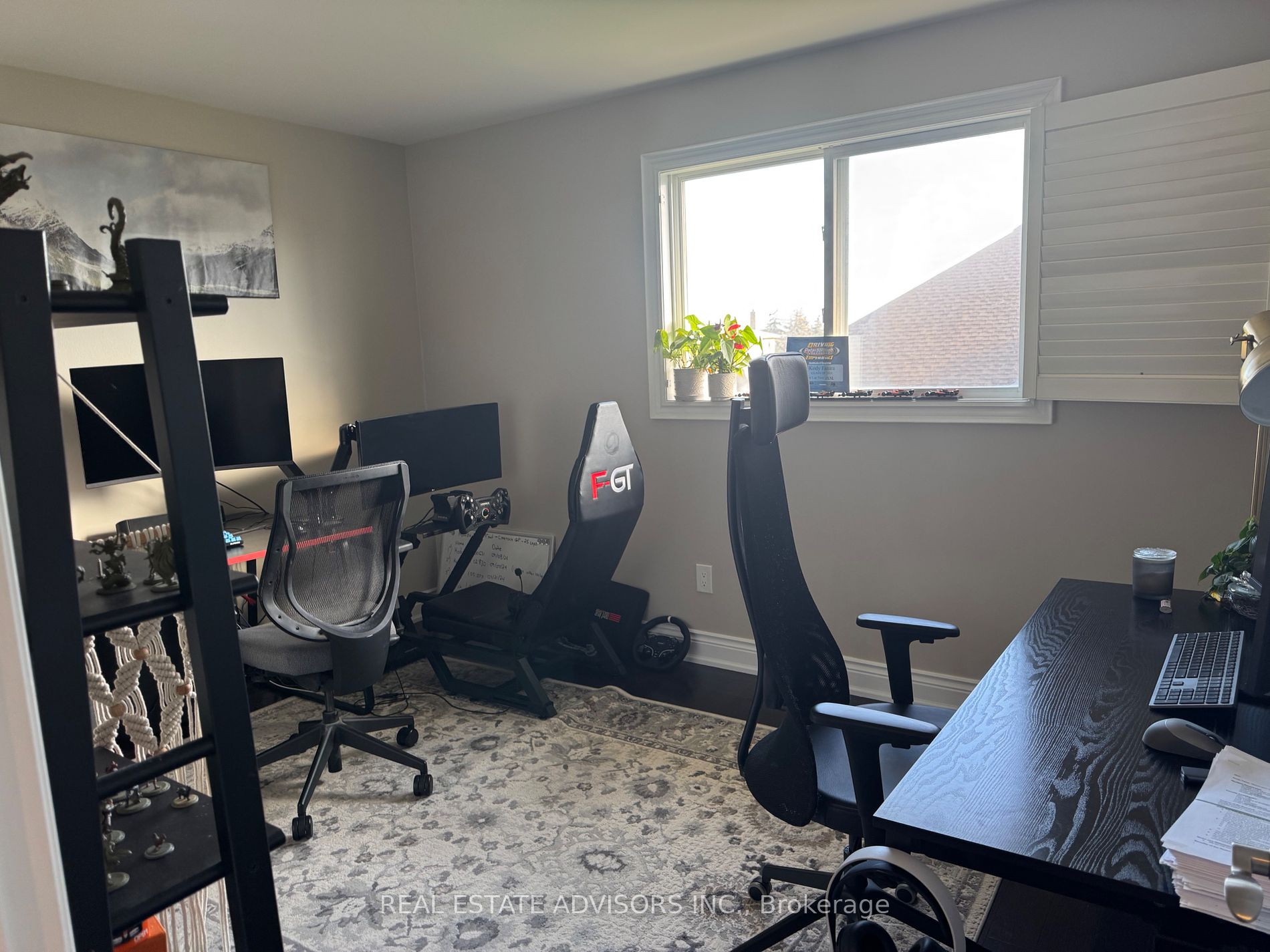17 Agincourt Rd