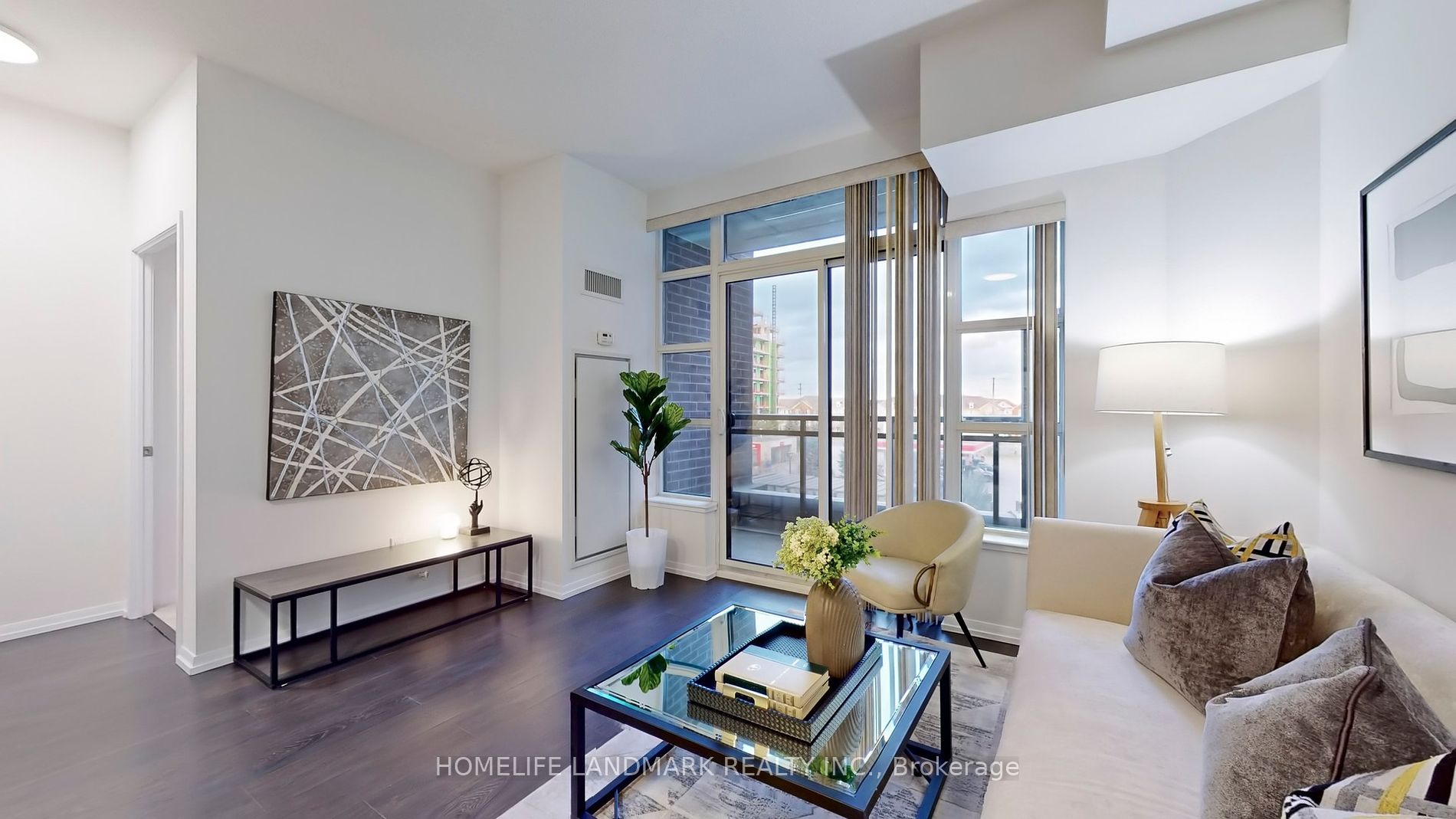 540 Bur Oak Ave, #340