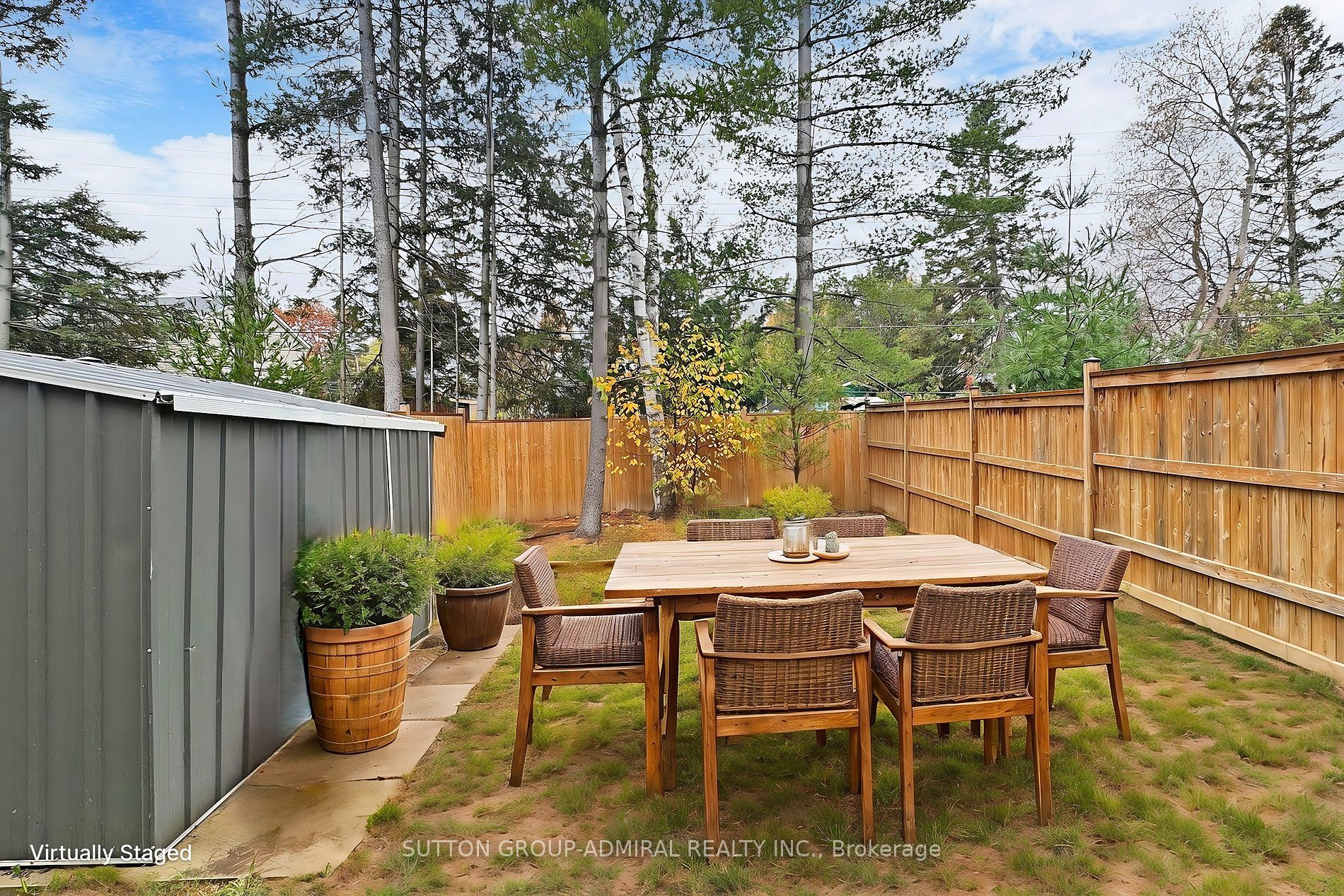 22 Greenwood Dr