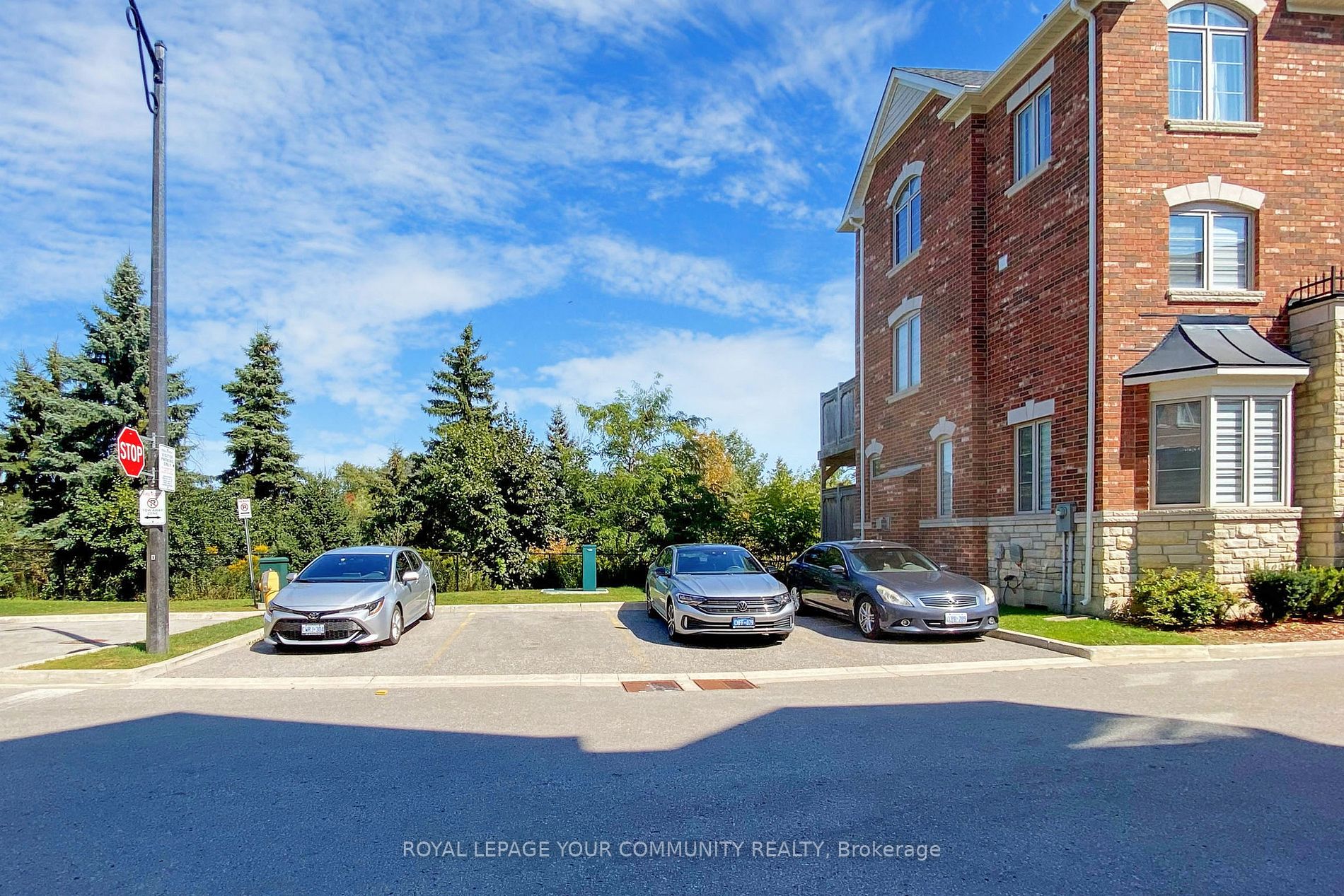 1331 Major Mackenzie Dr W, #141