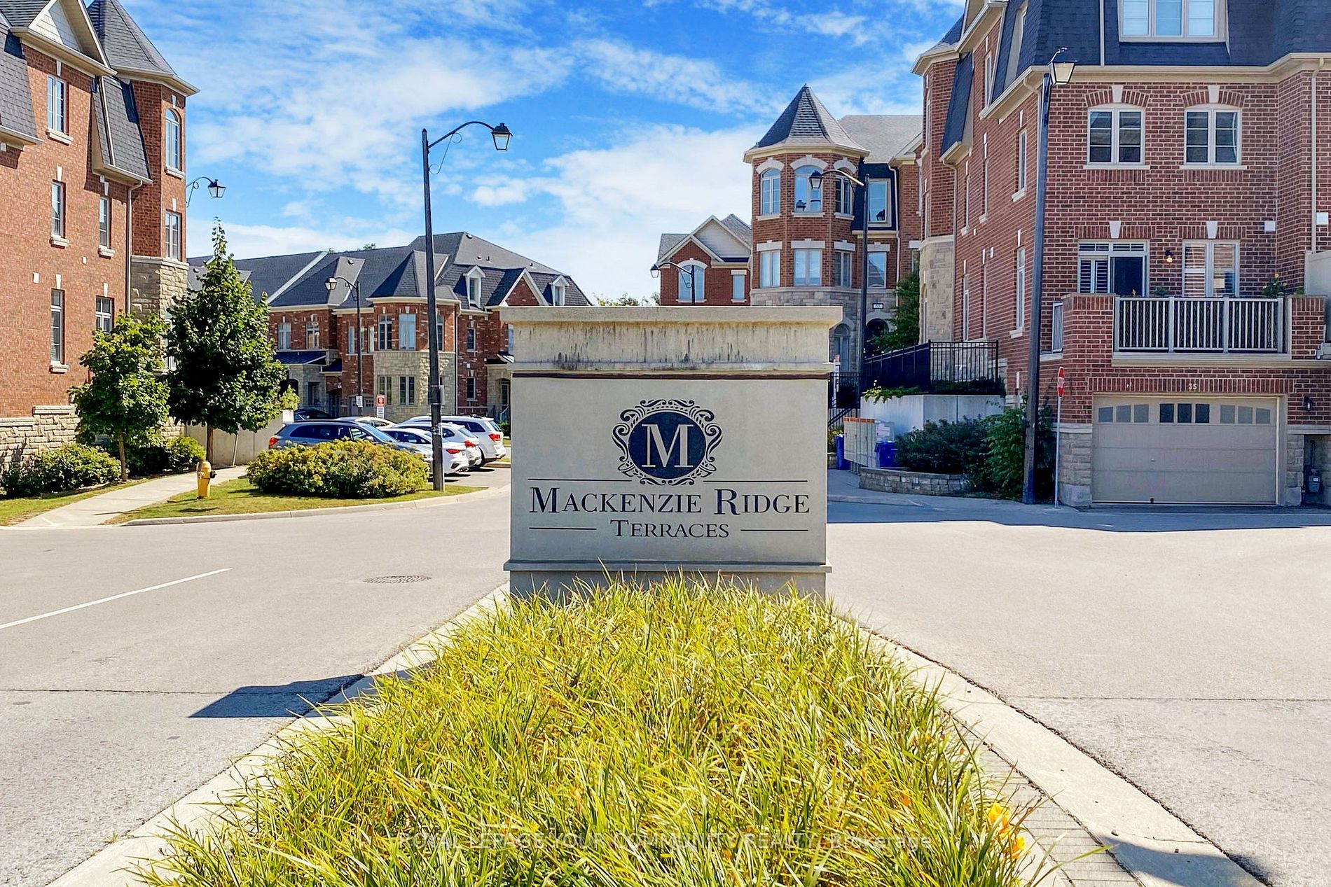 1331 Major Mackenzie Dr W, #141