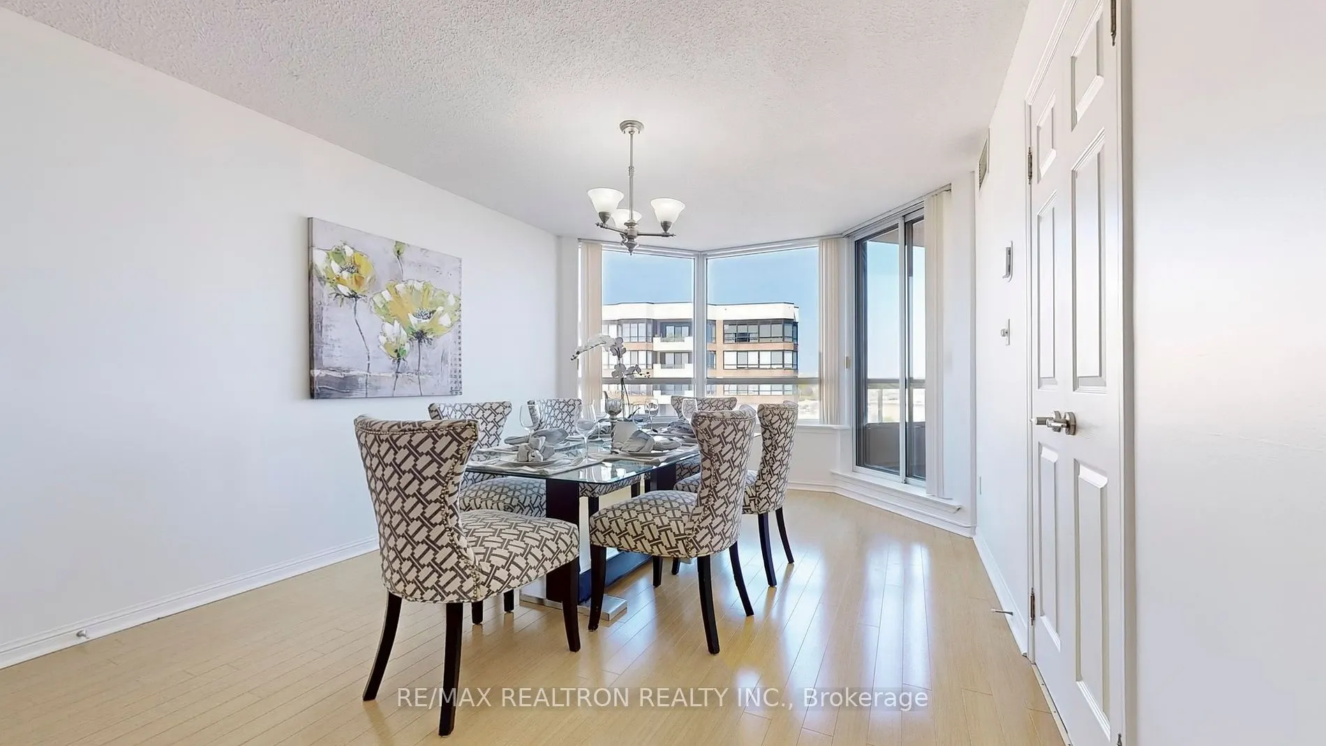 610 Bullock Dr, #1015