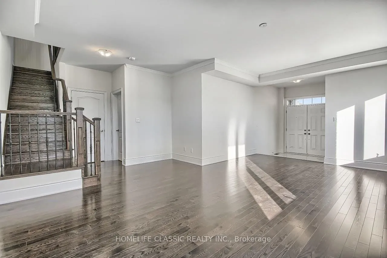 31 Robert Baldwin Blvd