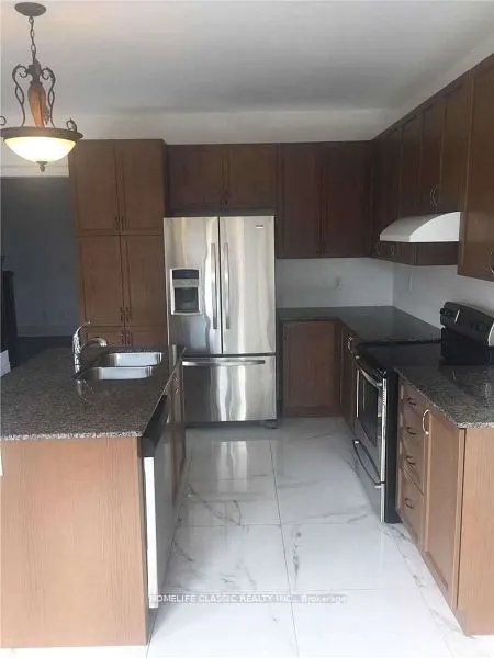 31 Robert Baldwin Blvd