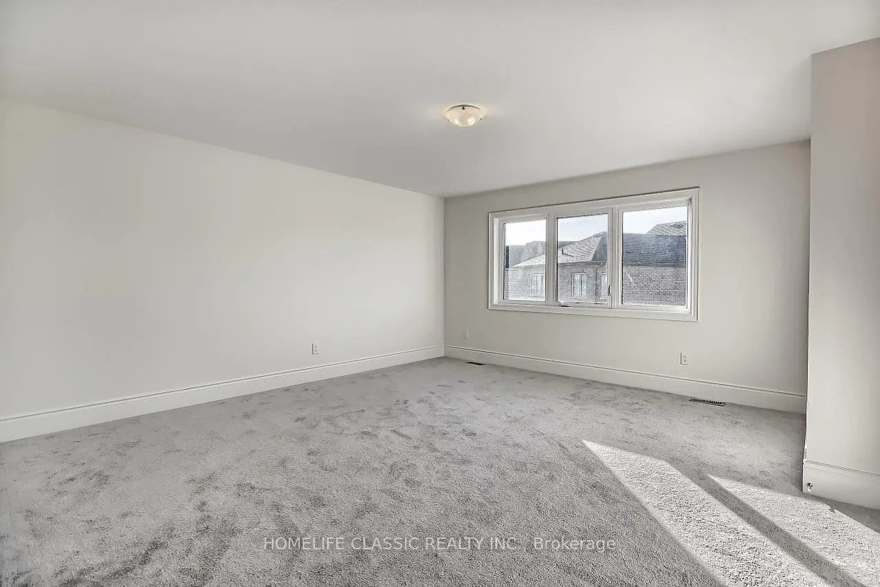 31 Robert Baldwin Blvd