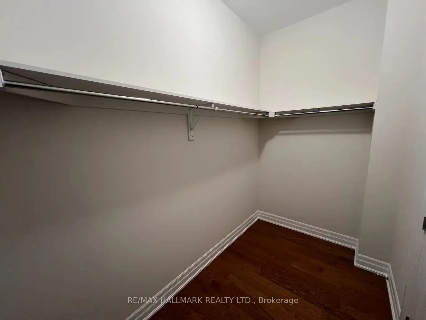 22 Sunny Acre Cres