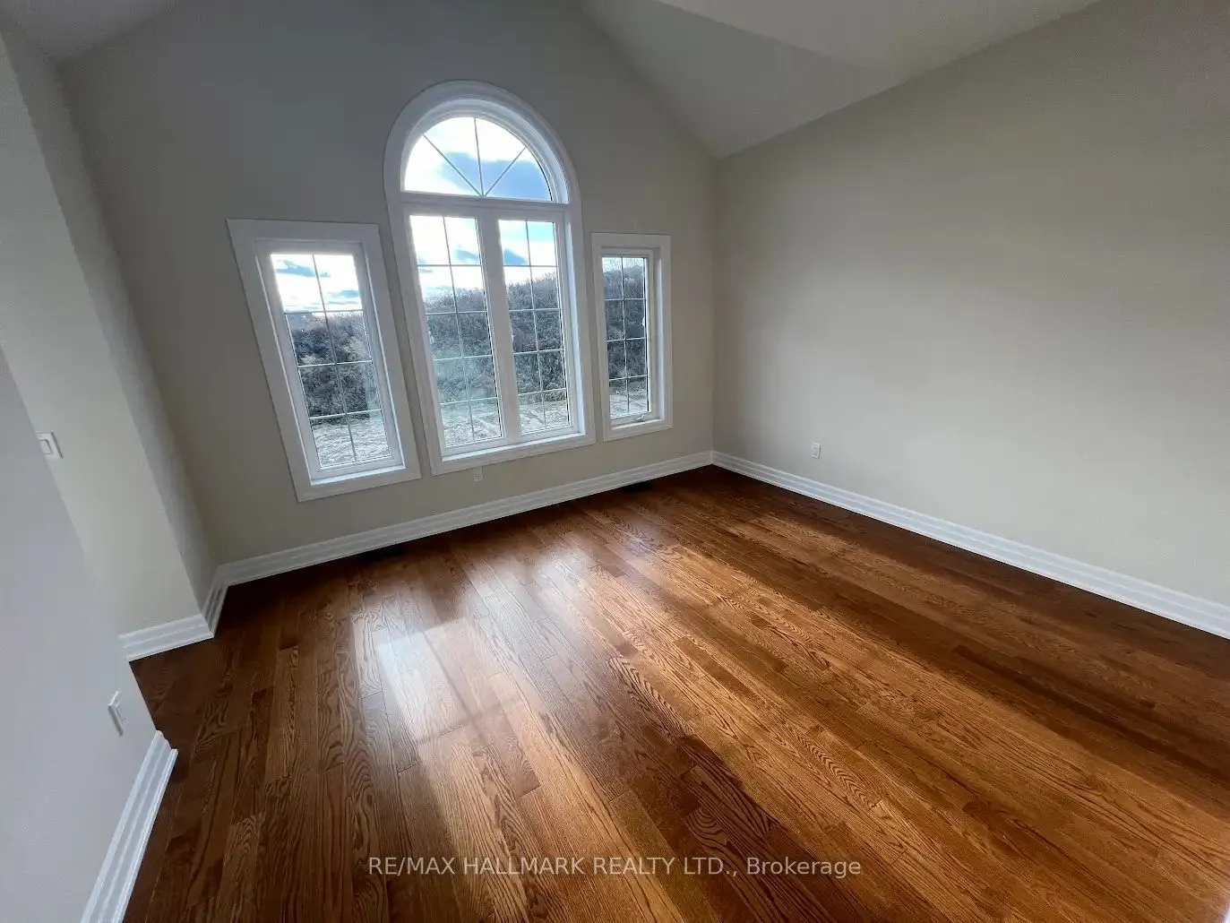 22 Sunny Acre Cres