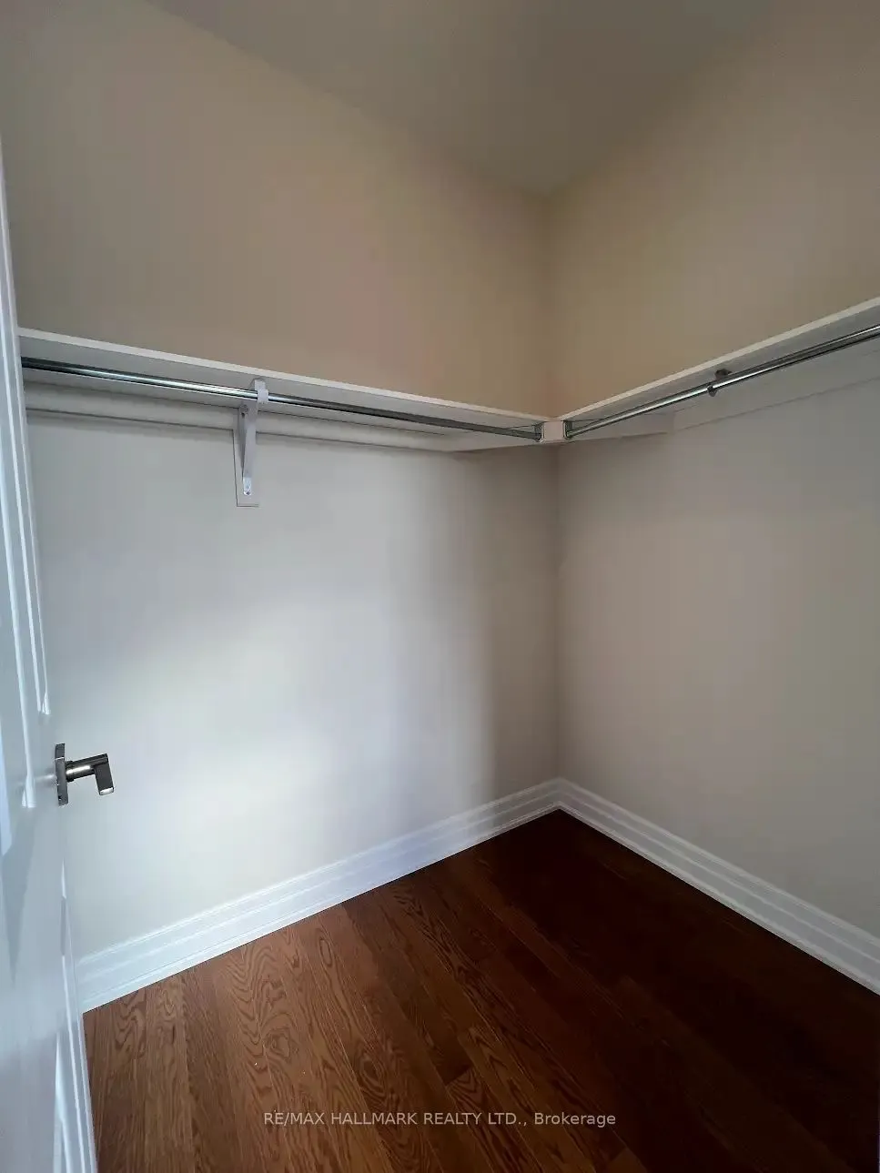 22 Sunny Acre Cres