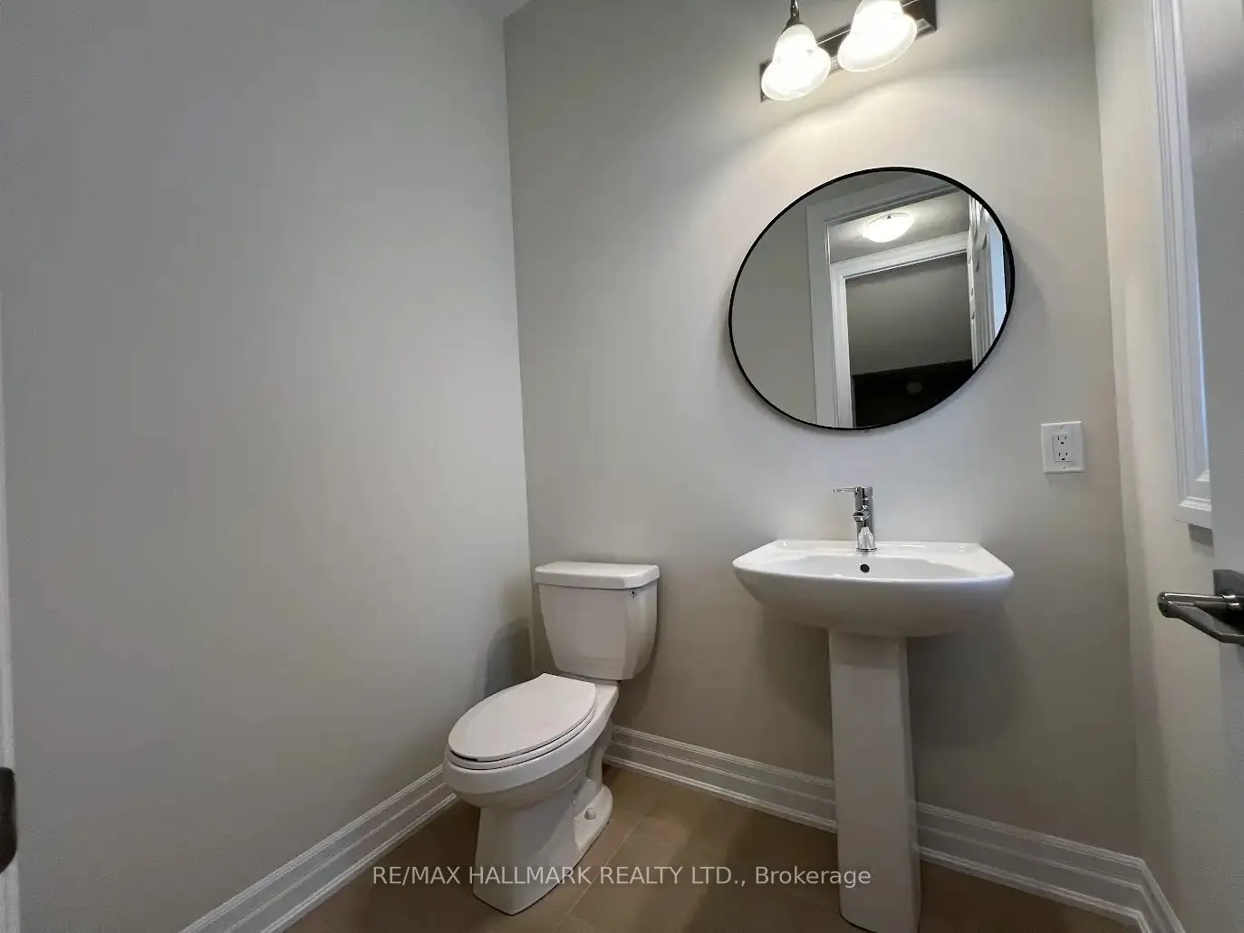 22 Sunny Acre Cres