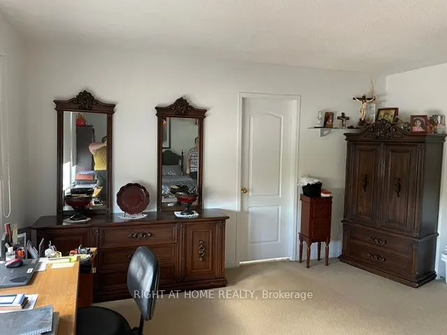 141 Millcliff Circ