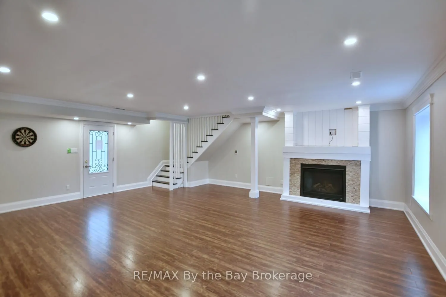 390 Mill St