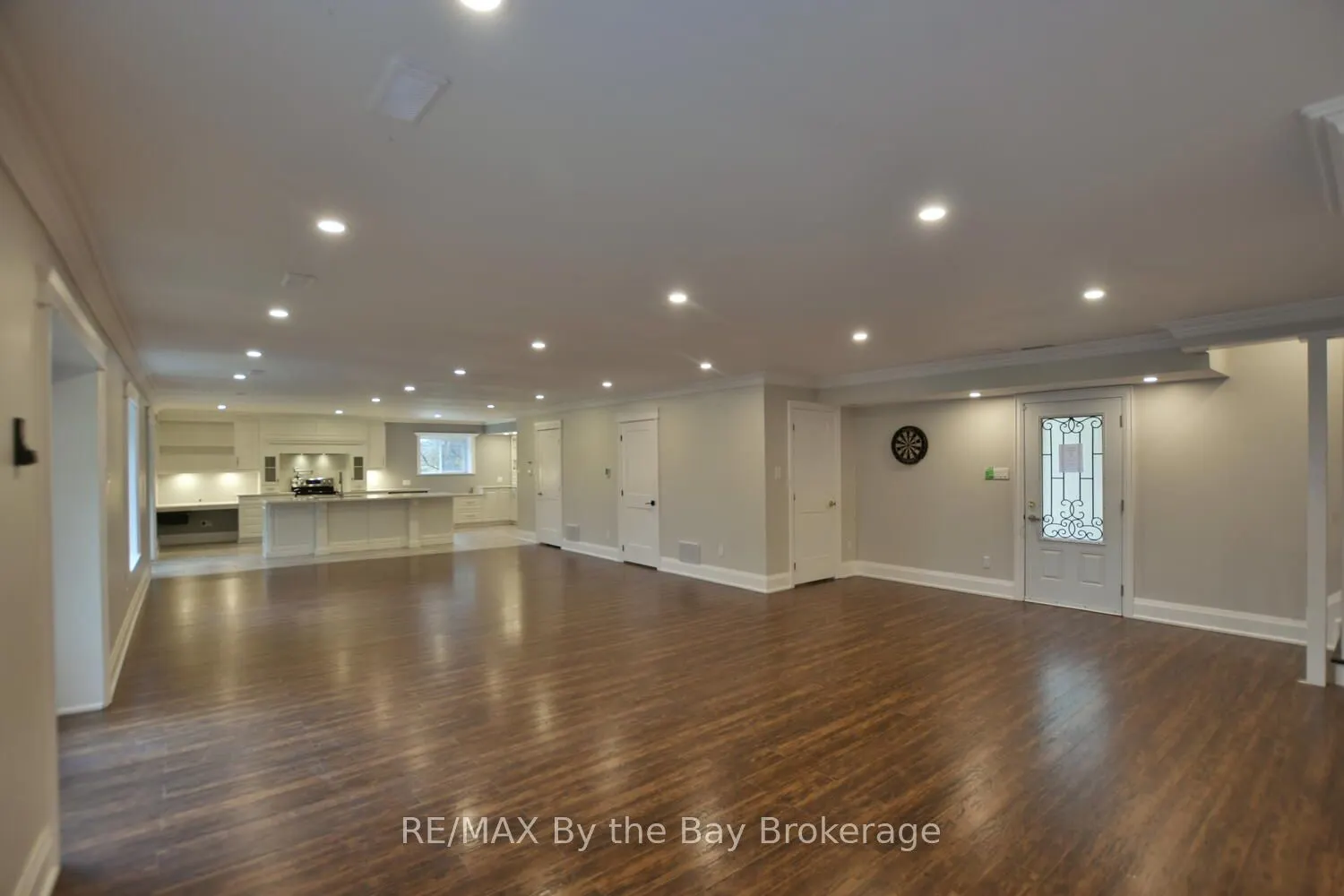 390 Mill St