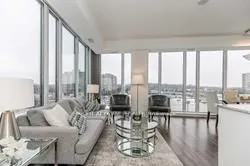9600 yonge St N, #611