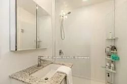 9600 yonge St N, #611