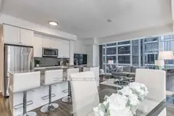 9600 yonge St N, #611