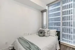 9600 yonge St N, #611
