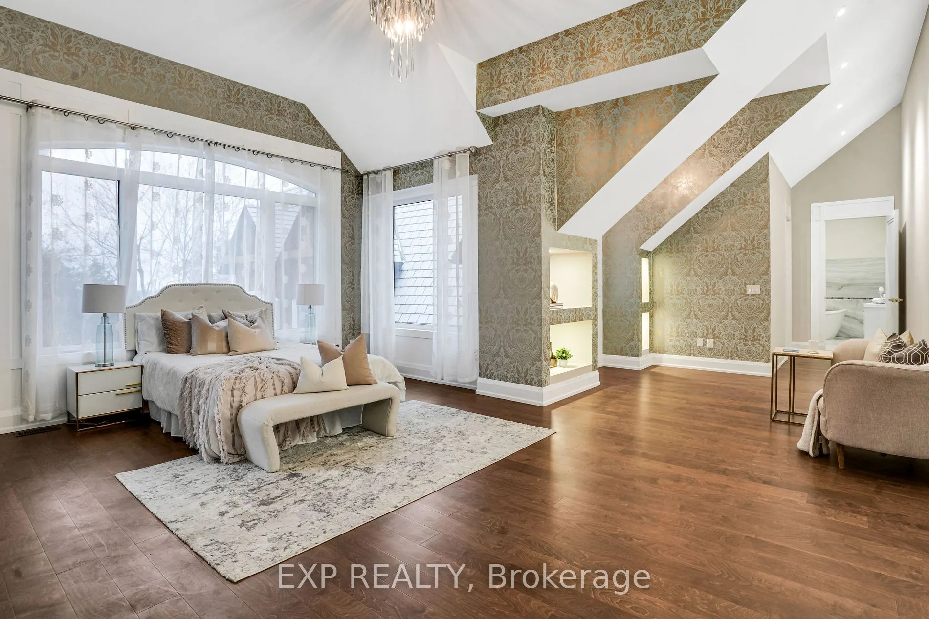 15 Glenview Heights Lane