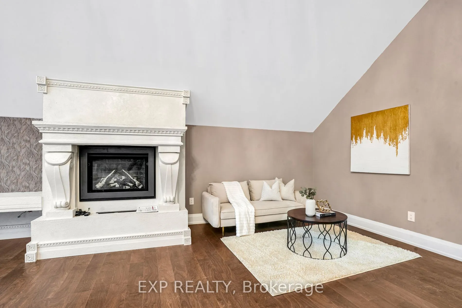 15 Glenview Heights Lane