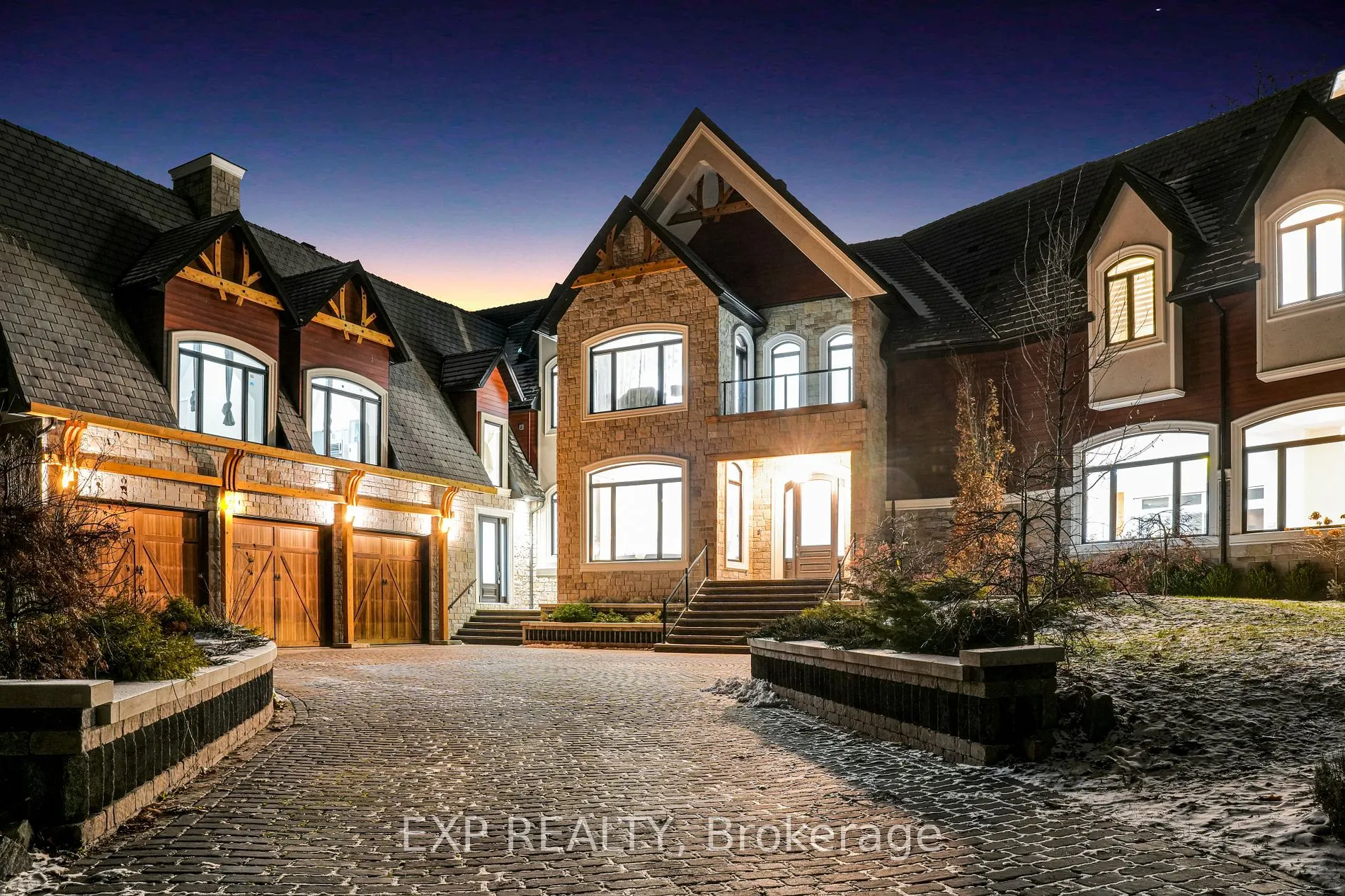 15 Glenview Heights Lane