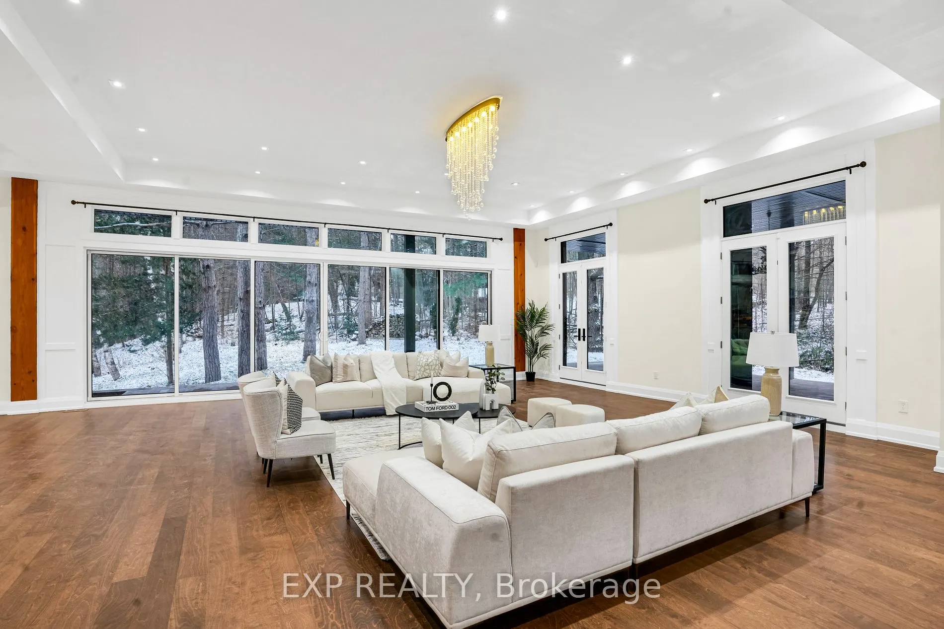 15 Glenview Heights Lane