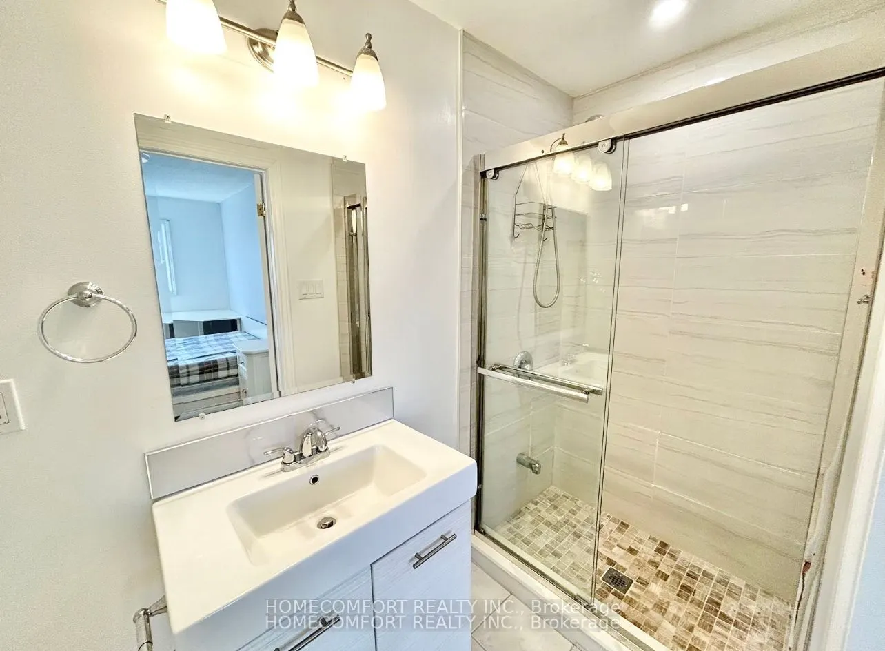 28 Coppard Ave, #Upper