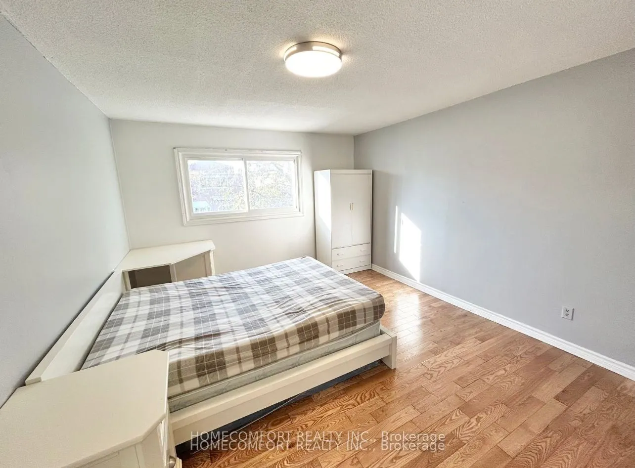 28 Coppard Ave, #Upper