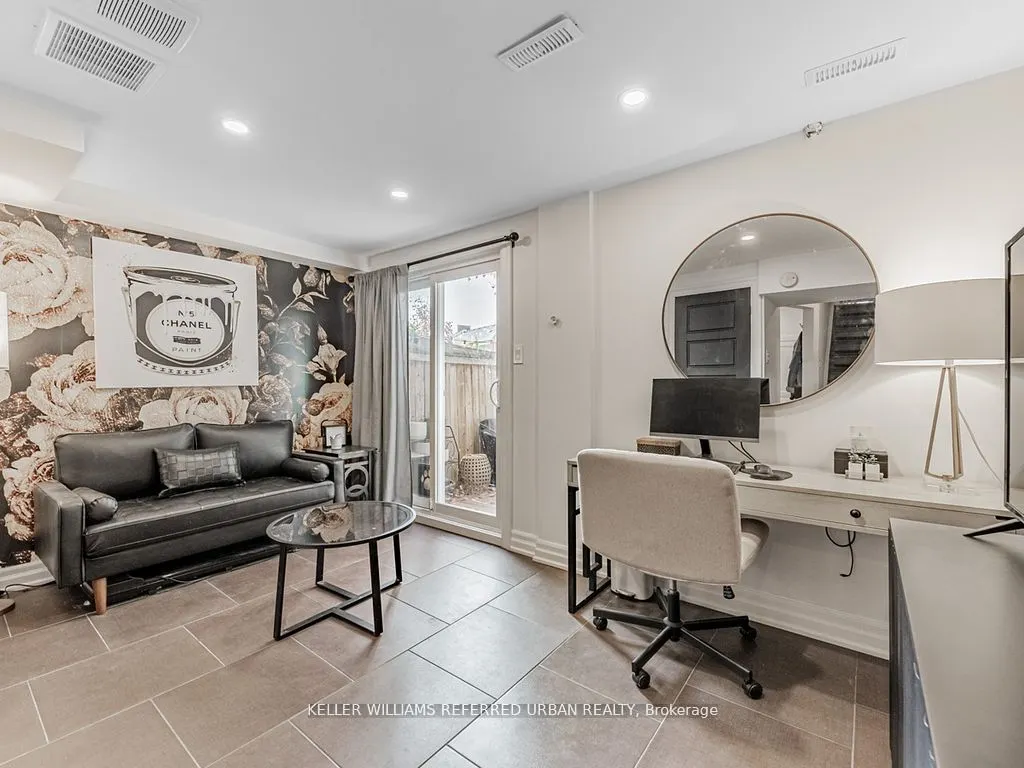 48 Wyatt Lane, #18