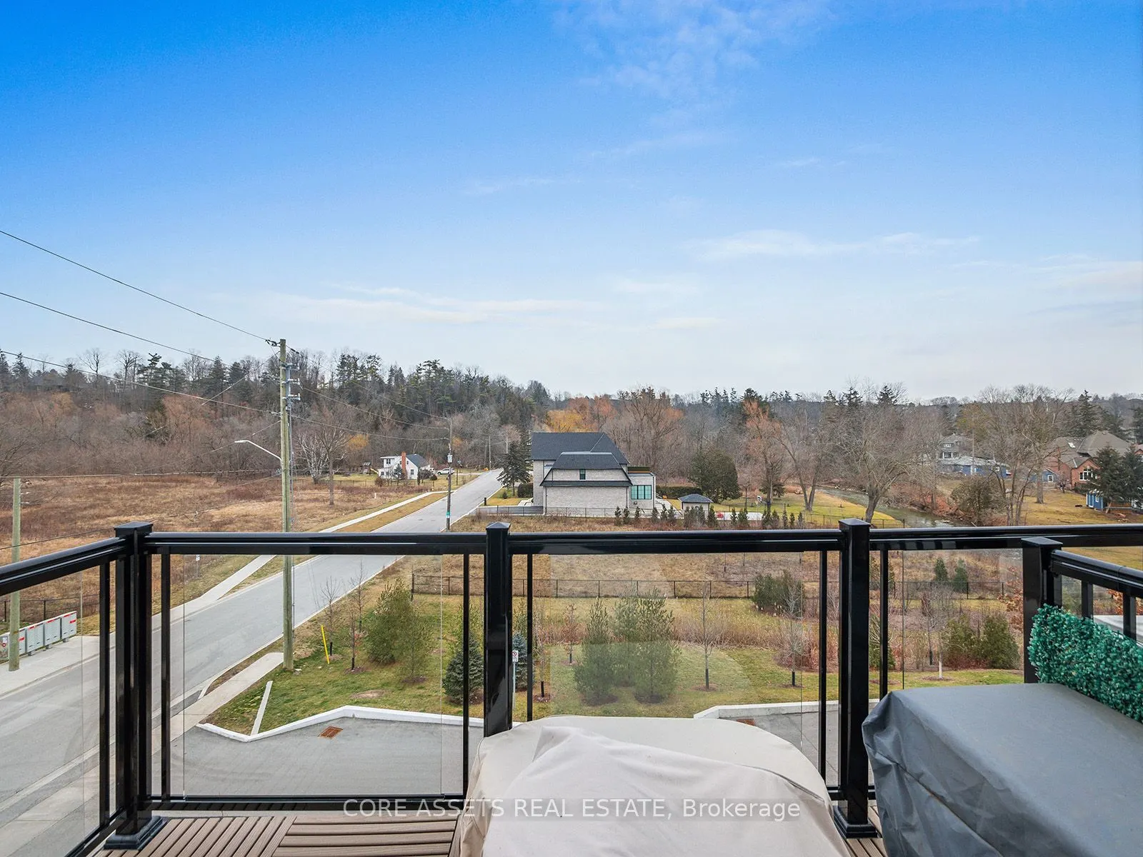 199 Pine Grove Rd, #304