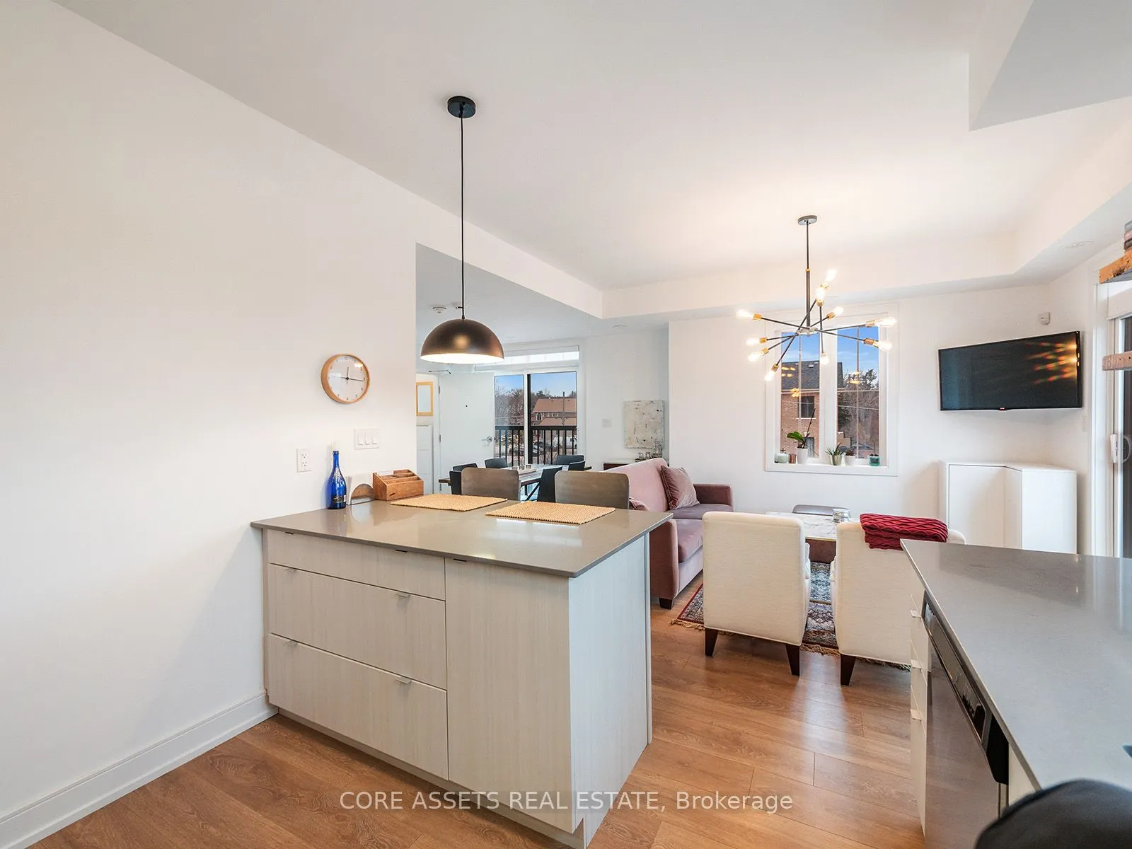 199 Pine Grove Rd, #304
