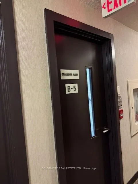 233 South Park Rd, #501