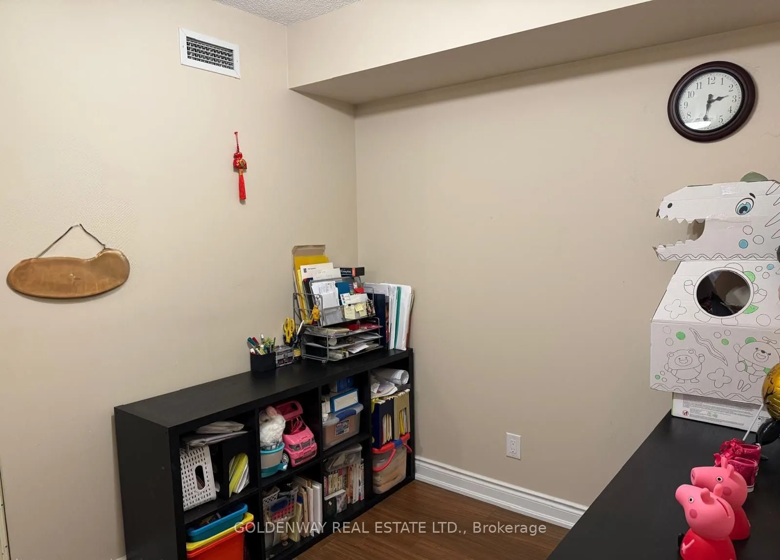 233 South Park Rd, #501