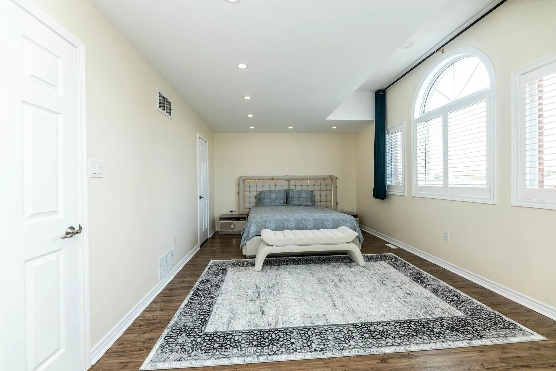 38 Roughley St