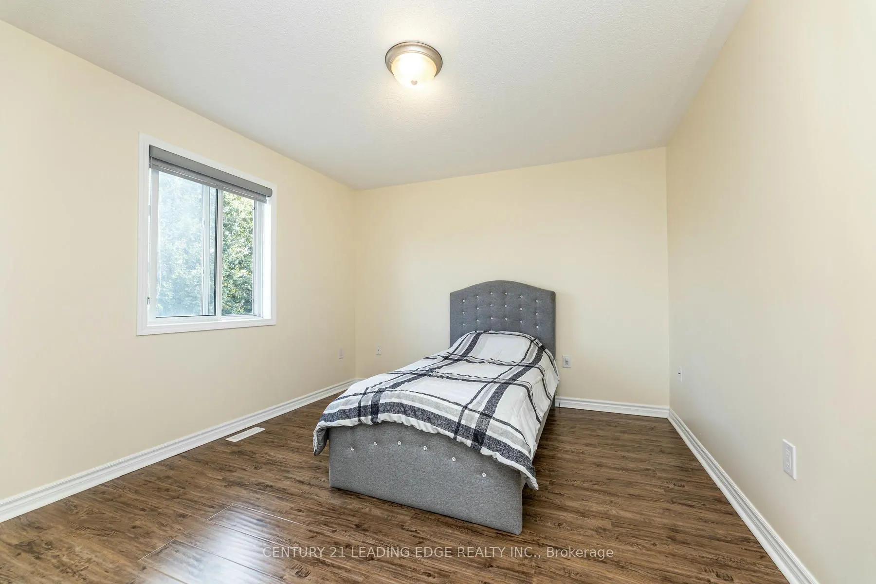 38 Roughley St