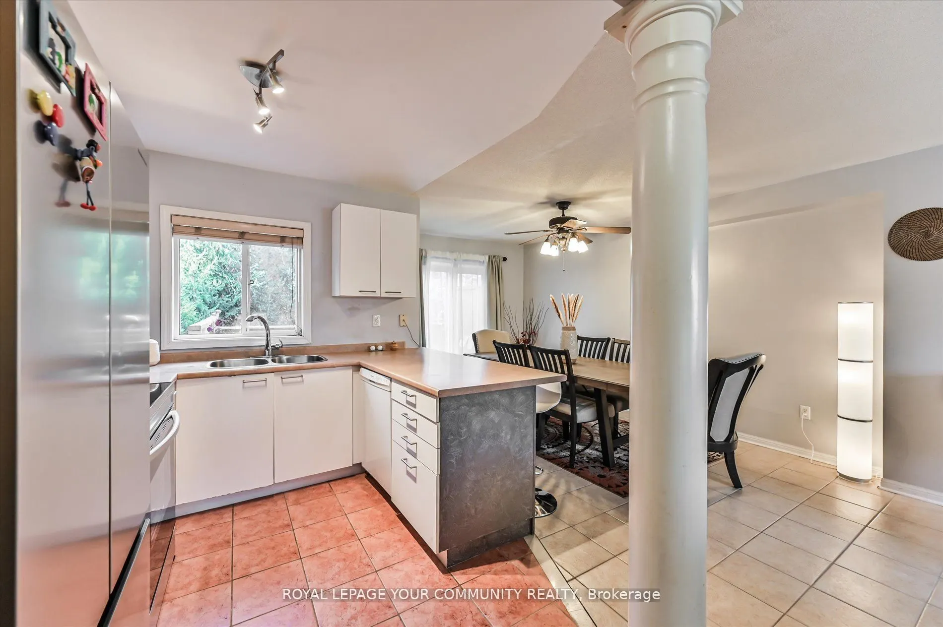 541 Bondi Ave